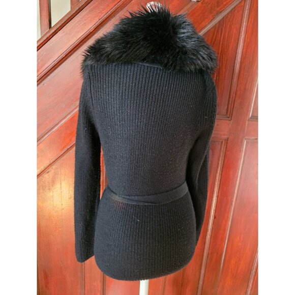 Guess Black Wool Blend Wrap Sweater Faux Fur Collar & Belted Waist Medium - Picture 4 of 9